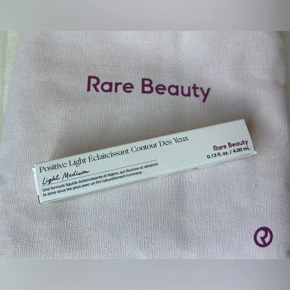 NEW Rare Beauty Positive Light Under Eye Brightener in Light Medium
